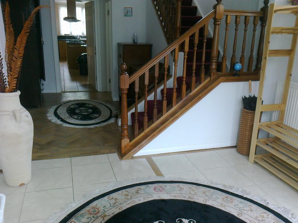 Oyo Guest House Ellipse Whetstone Esterno foto